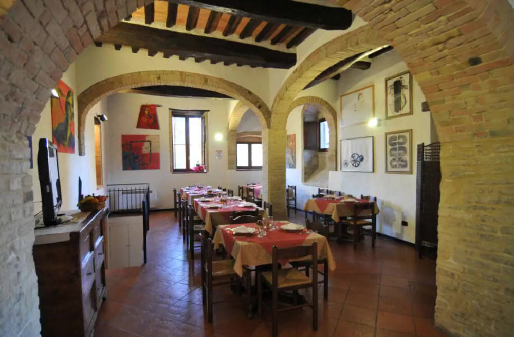 拉吉娜斯特雷乡村民宿 Civitella D'Arna 外观 照片